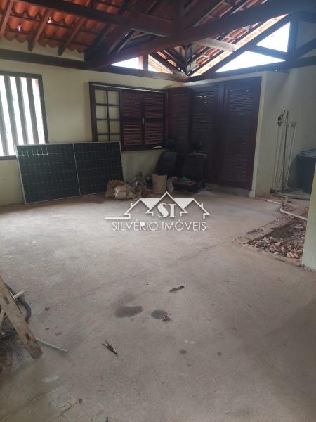 Casa à venda com 4 quartos, 350m² - Foto 48