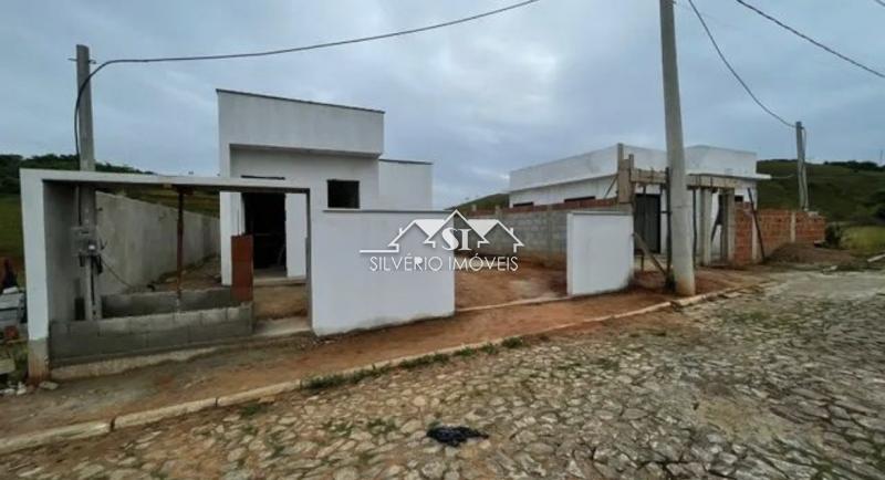 Casa à venda com 2 quartos, 92m² - Foto 11