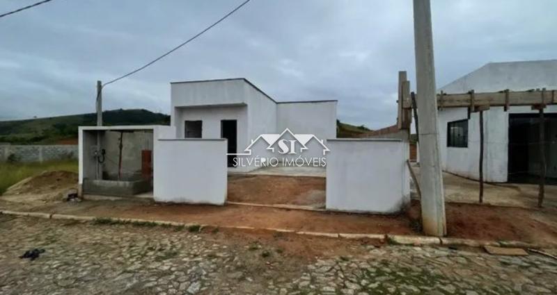 Casa à venda com 2 quartos, 92m² - Foto 12