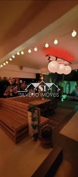 Casa à venda com 8 quartos, 360m² - Foto 15
