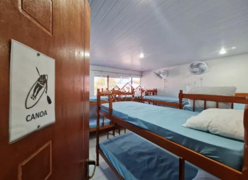 Casa à venda com 8 quartos, 360m² - Foto 12