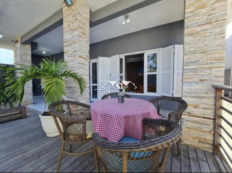 Casa à venda com 8 quartos, 360m² - Foto 13