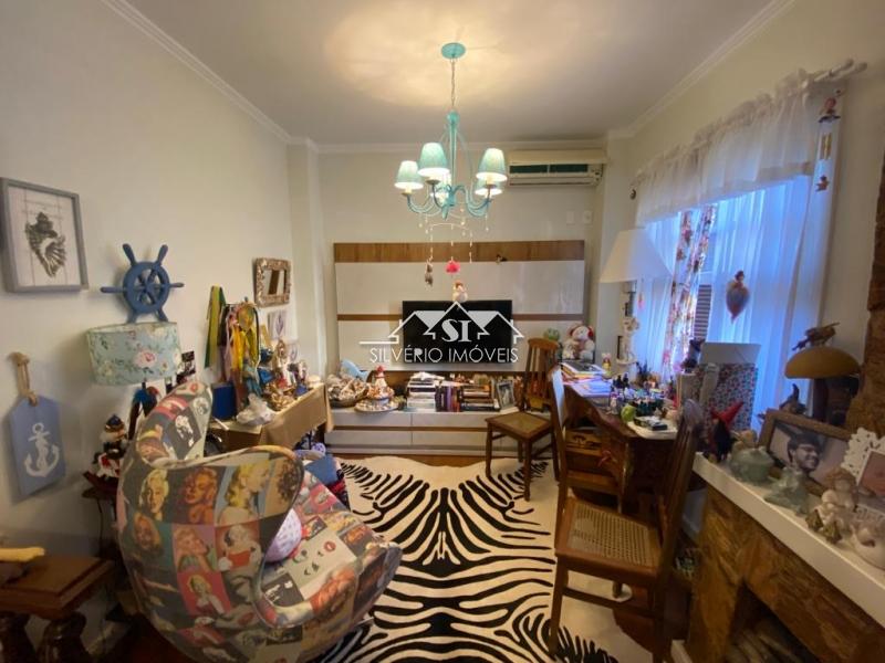 Apartamento à venda com 3 quartos, 130m² - Foto 4