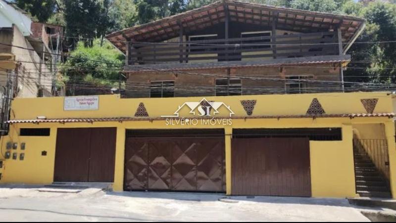 Casa em Caxambú - Petrópolis/RJ  - 3 Quartos