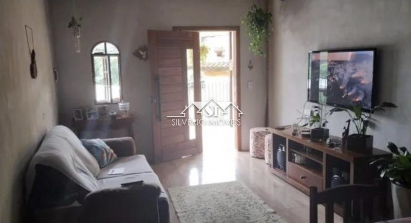Casa em Caxambú - Petrópolis/RJ  - 4 Quartos