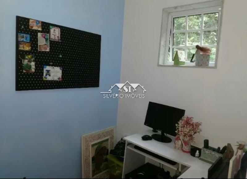 Casa à venda com 4 quartos, 750m² - Foto 3