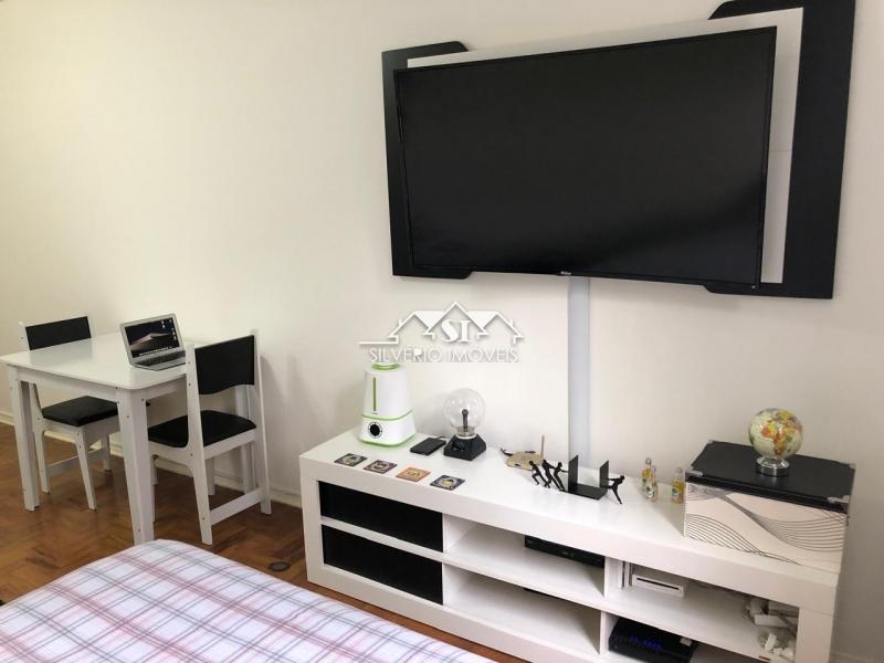 Apartamento à venda com 1 quarto, 32m² - Foto 13