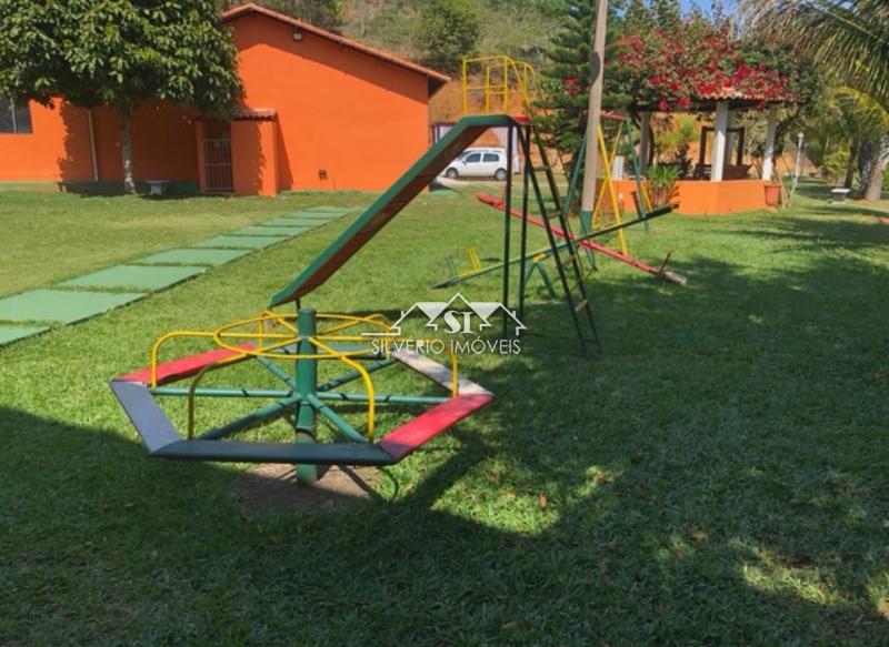 Sítio à venda com 5 quartos, 340m² - Foto 15