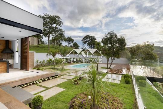 Casa à venda com 3 quartos, 350m² - Foto 2