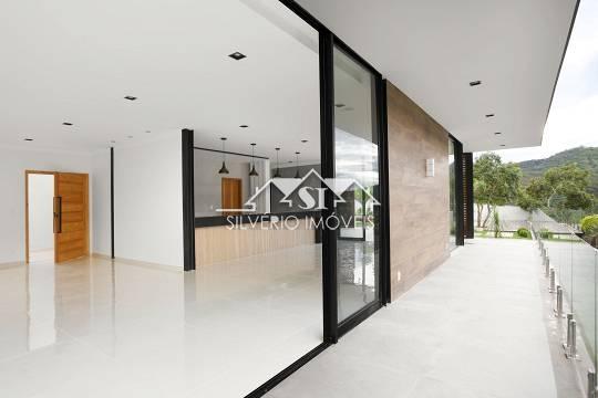 Casa à venda com 3 quartos, 350m² - Foto 9