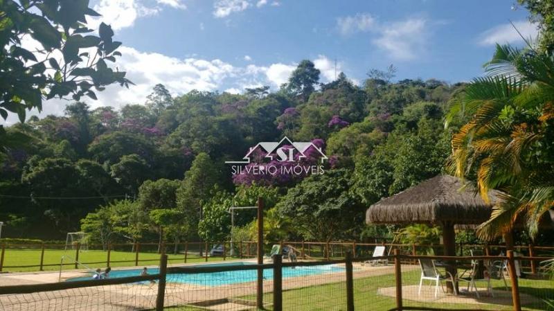 Casa à venda com 6 quartos, 330m² - Foto 12