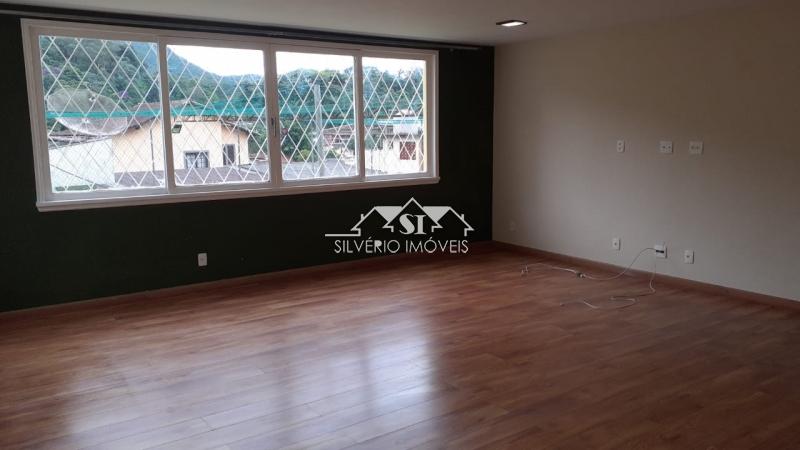 Casa à venda e aluguel com 4 quartos, 310m² - Foto 12