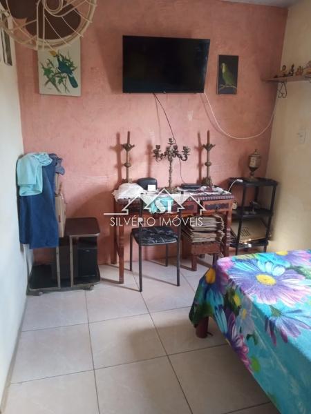 Casa à venda com 2 quartos, 45m² - Foto 9