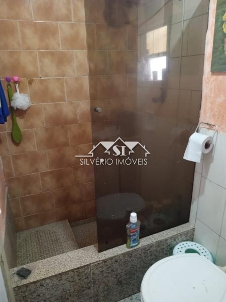 Casa à venda com 2 quartos, 45m² - Foto 15