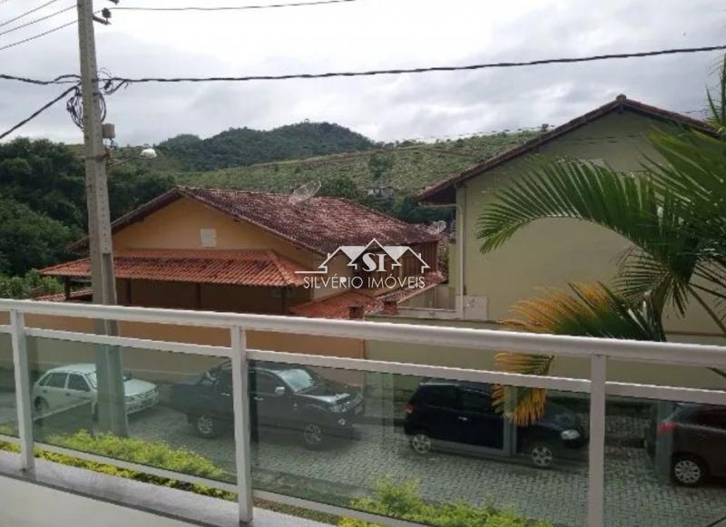 Apartamento à venda com 2 quartos, 63m² - Foto 2