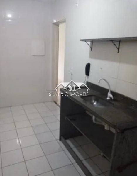 Apartamento à venda com 2 quartos, 63m² - Foto 14
