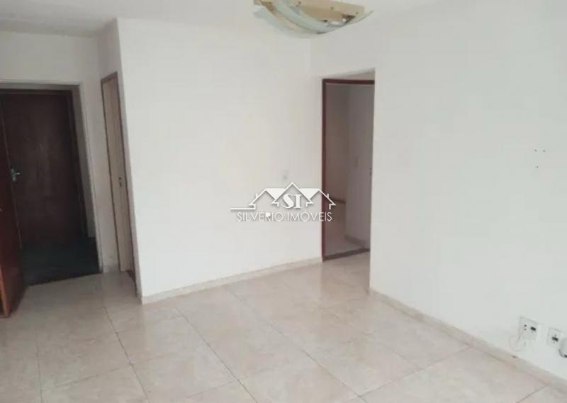 Apartamento à venda com 2 quartos, 63m² - Foto 20