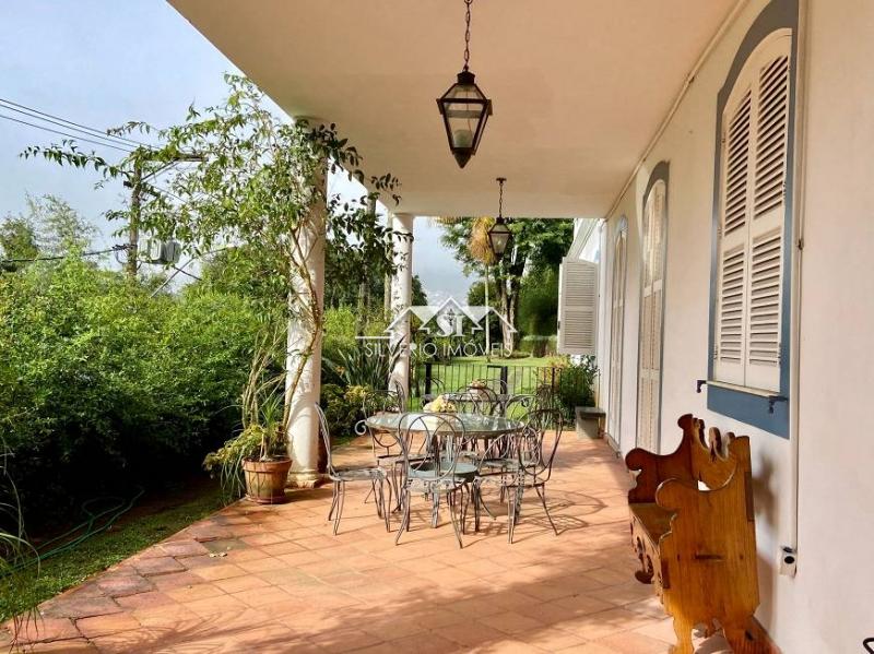 Casa à venda e aluguel com 6 quartos, 500m² - Foto 5