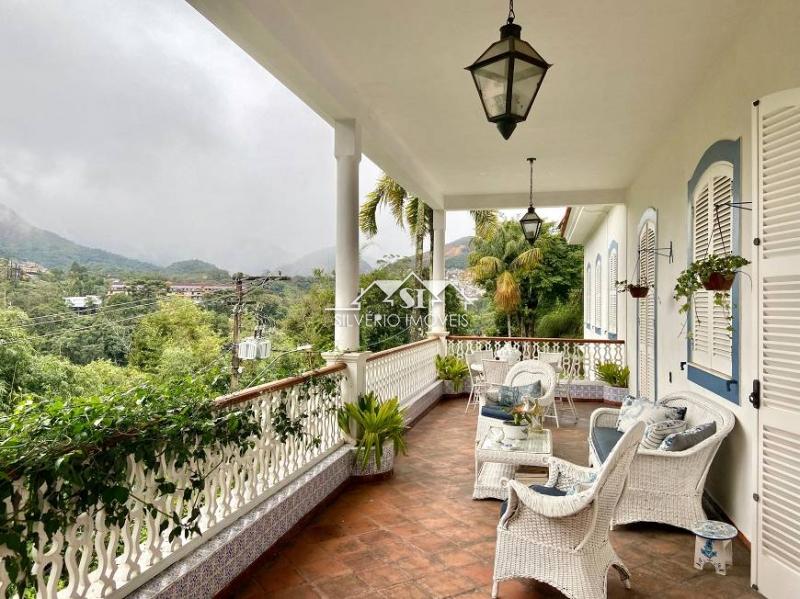 Casa à venda e aluguel com 6 quartos, 500m² - Foto 11