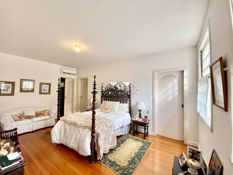 Casa à venda e aluguel com 6 quartos, 500m² - Foto 14