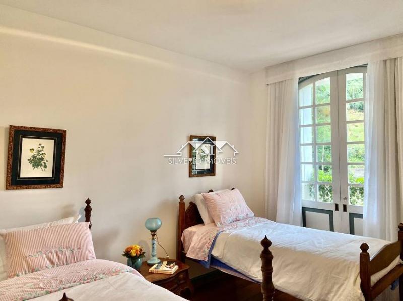 Casa à venda e aluguel com 6 quartos, 500m² - Foto 18