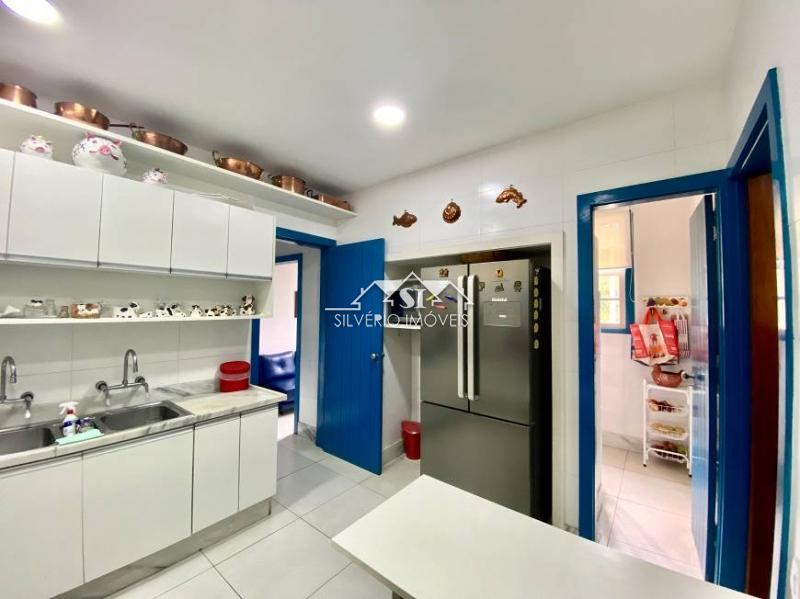 Casa à venda e aluguel com 6 quartos, 500m² - Foto 40