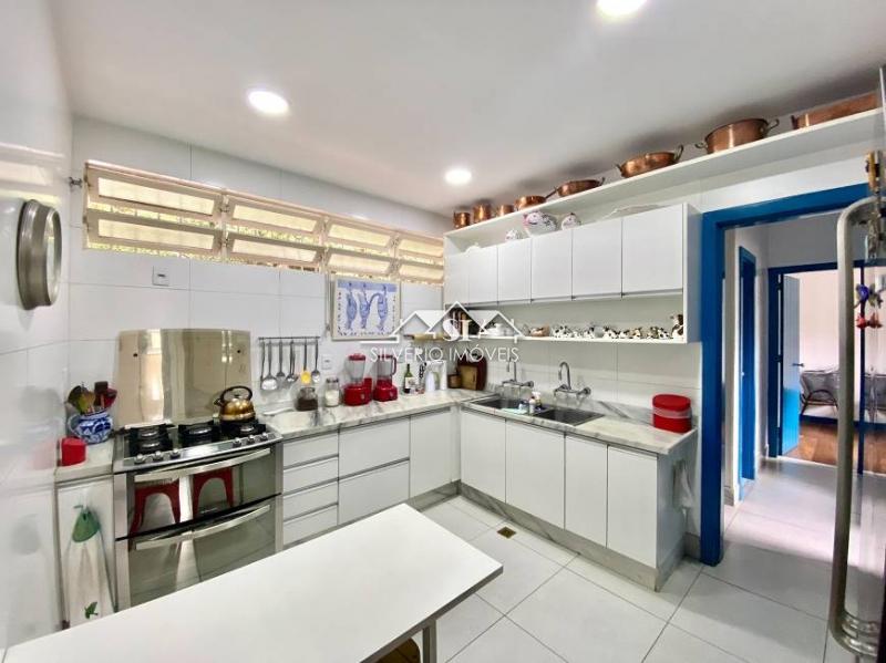 Casa à venda e aluguel com 6 quartos, 500m² - Foto 41