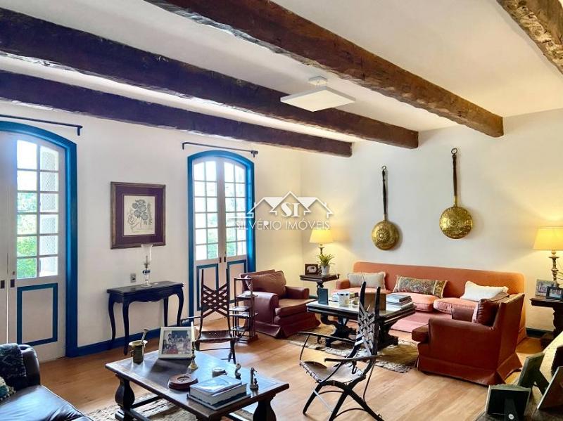 Casa à venda e aluguel com 6 quartos, 500m² - Foto 44