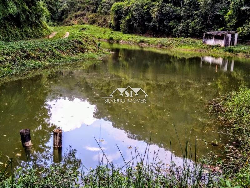 Chácara à venda com 2 quartos, 150m² - Foto 4