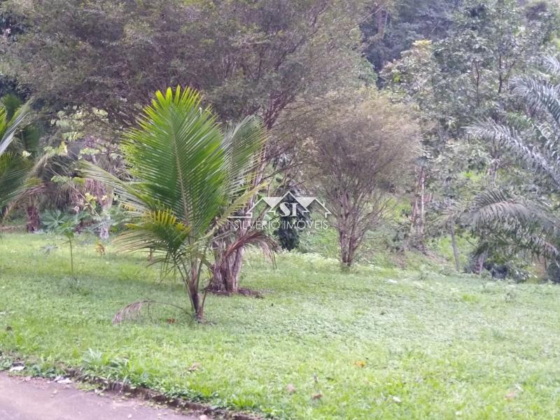 Chácara à venda com 2 quartos, 150m² - Foto 12