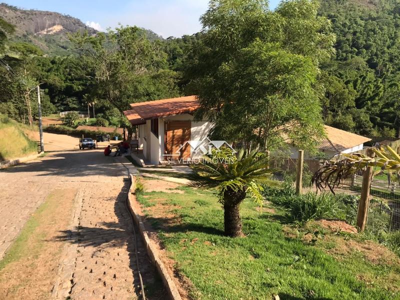 Terreno em Pedro do Rio - Petrópolis/RJ 