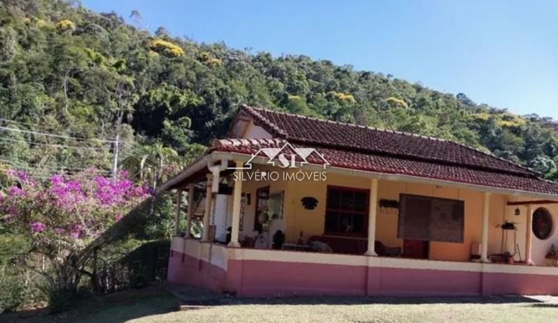 Casa em Araras - Petrópolis/RJ  - 6 Quartos