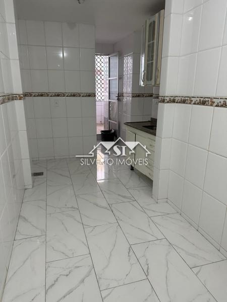 Apartamento à venda com 2 quartos, 81m² - Foto 11