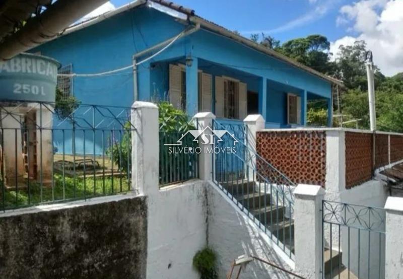 Casa em Castelânea - Petrópolis/RJ  - 4 Quartos