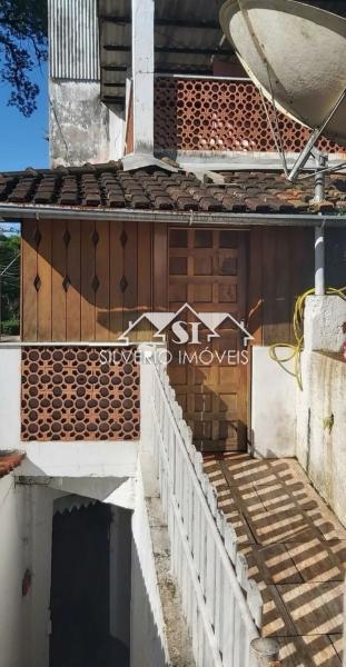 Casa à venda com 4 quartos, 342m² - Foto 9