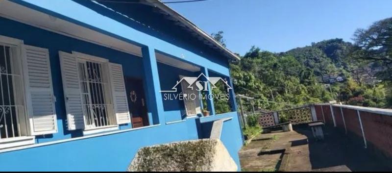 Casa à venda com 4 quartos, 342m² - Foto 2