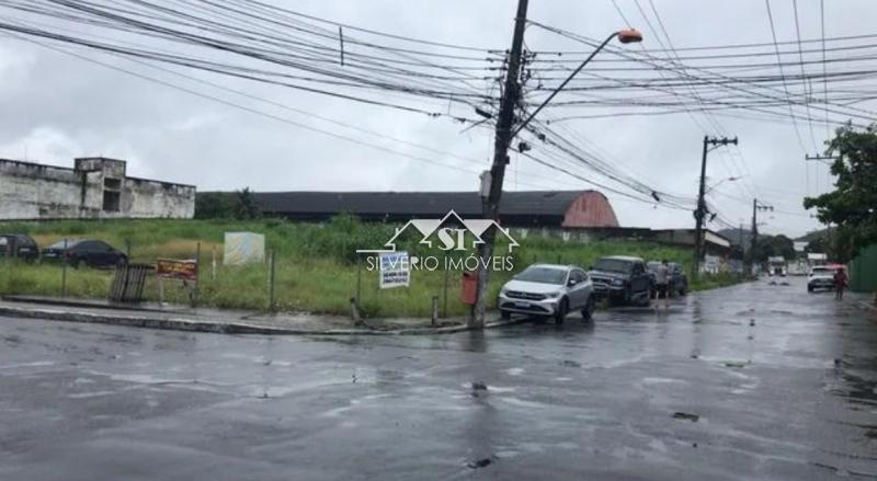 Terreno em Comendador Soares - Nova Iguaçu/RJ 