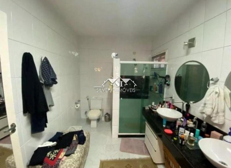 Casa à venda e aluguel com 4 quartos, 132m² - Foto 43
