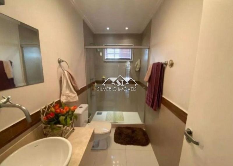 Casa à venda e aluguel com 4 quartos, 132m² - Foto 55