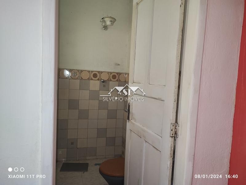 Casa para alugar com 4 quartos, 240m² - Foto 26