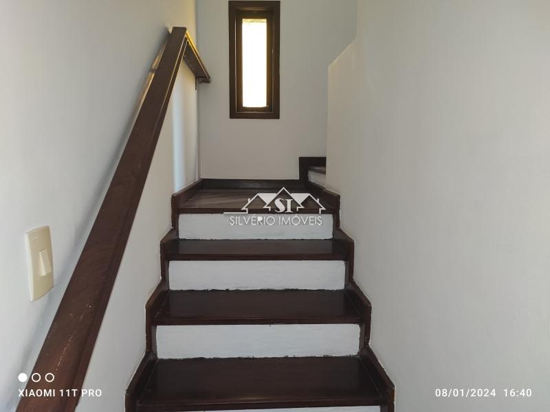 Casa para alugar com 4 quartos, 240m² - Foto 31