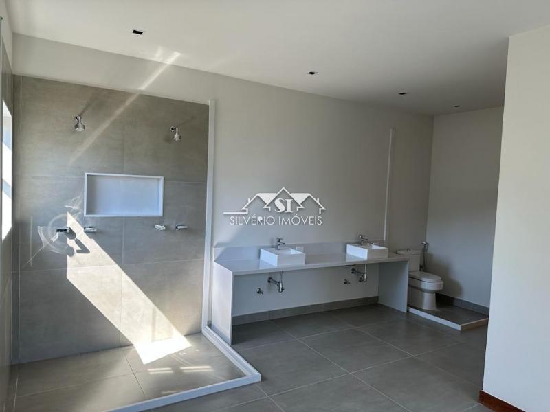 Casa à venda com 3 quartos, 200m² - Foto 7