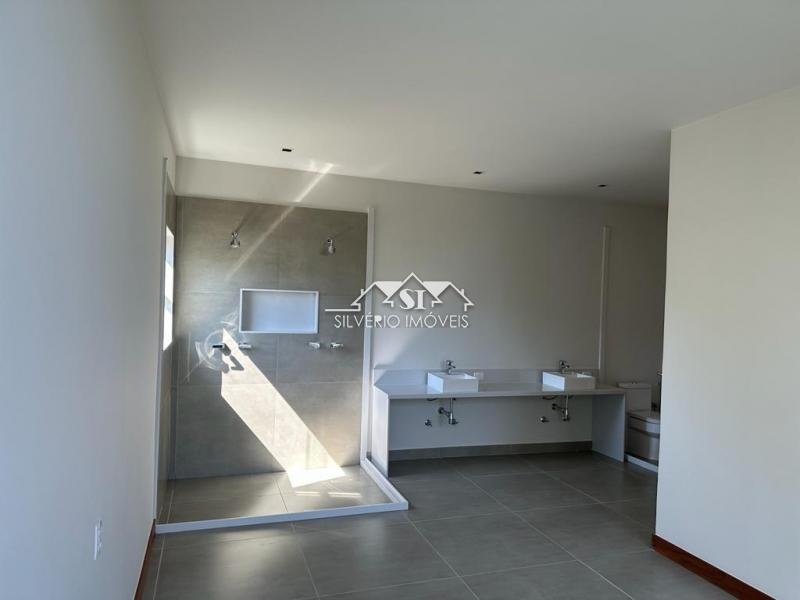 Casa à venda com 3 quartos, 200m² - Foto 13