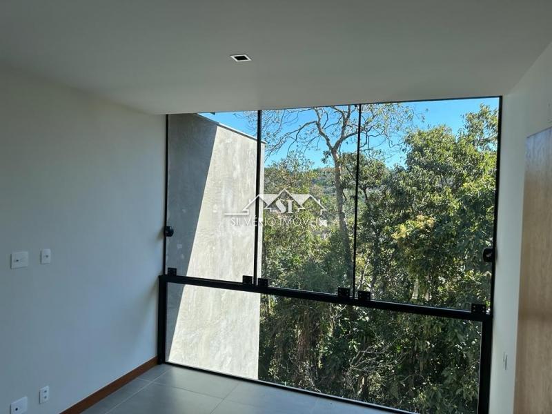 Casa à venda com 3 quartos, 200m² - Foto 21