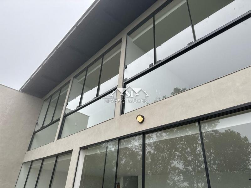 Casa à venda com 3 quartos, 200m² - Foto 23