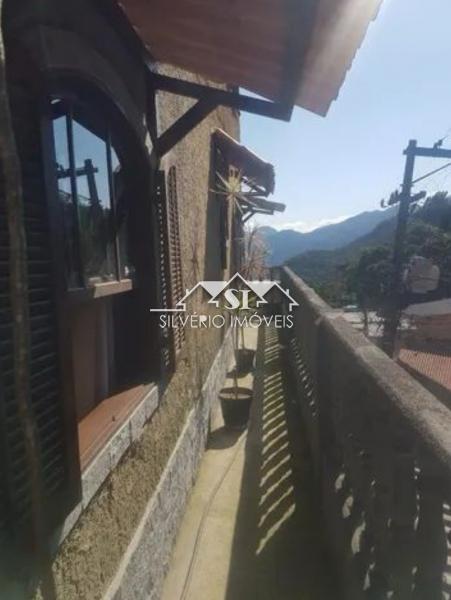Casa à venda com 3 quartos, 85m² - Foto 4
