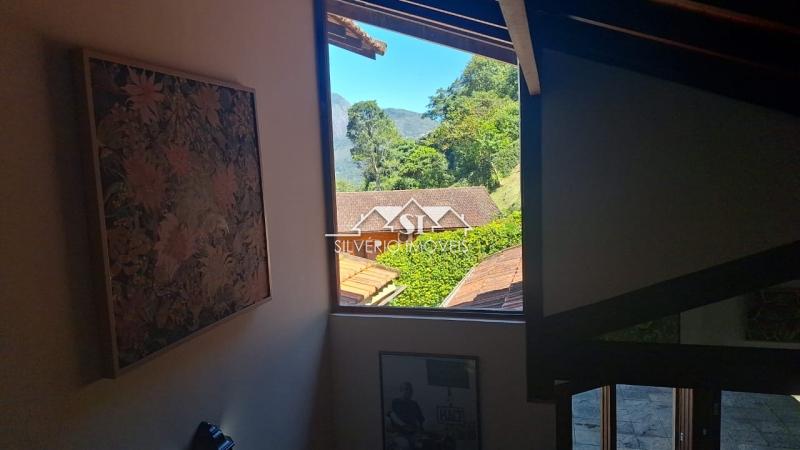 Casa à venda com 3 quartos, 350m² - Foto 13