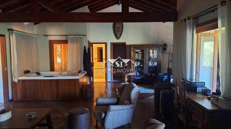 Casa à venda com 3 quartos, 350m² - Foto 10