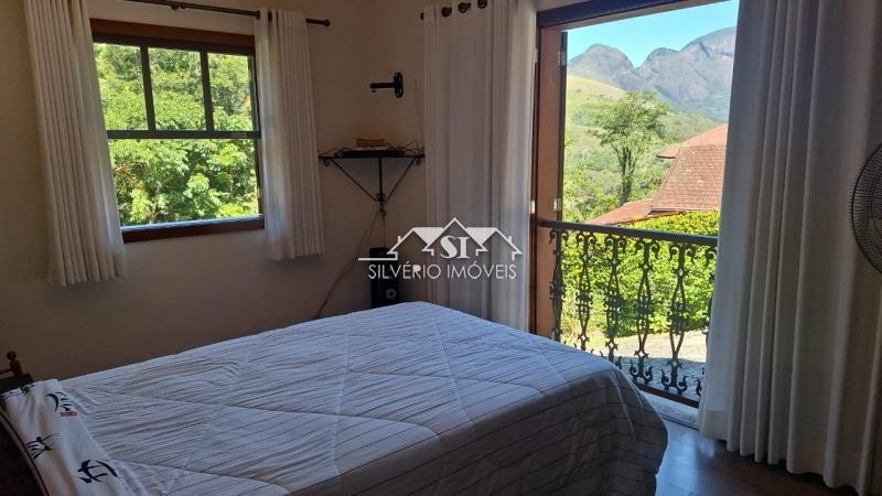 Casa à venda com 3 quartos, 350m² - Foto 21