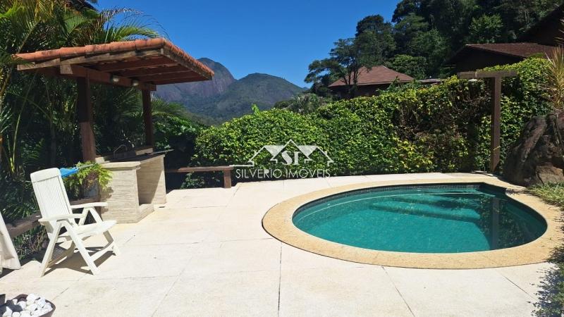 Casa à venda com 3 quartos, 350m² - Foto 31